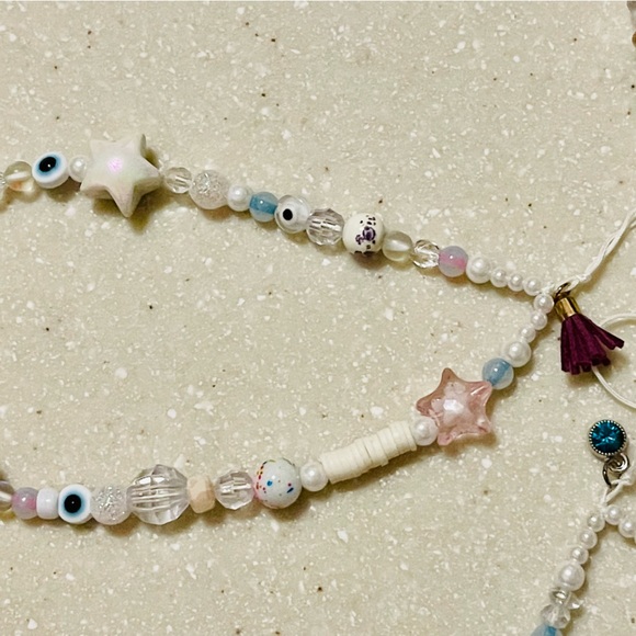 Phone String! White Jawbreaker Theme! 💖 - Picture 6 of 11